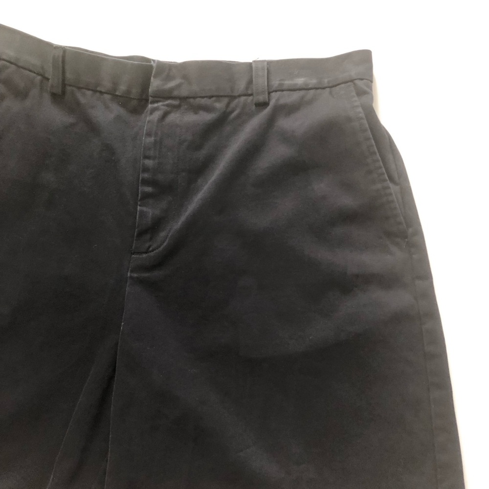 Lands’ End Navy Mid Rise Chino Shorts - Picture 3 of 8